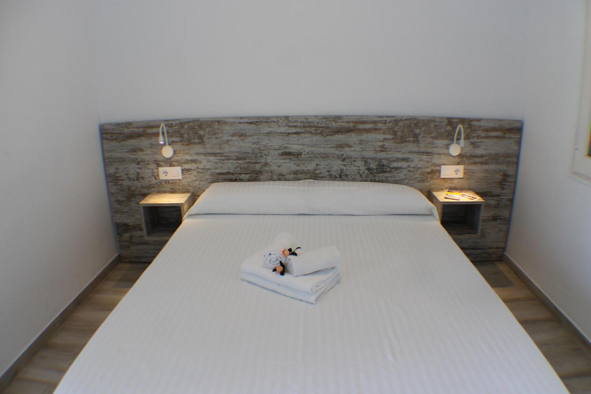 Agi Gloria Rooms Roses Zewnętrze zdjęcie